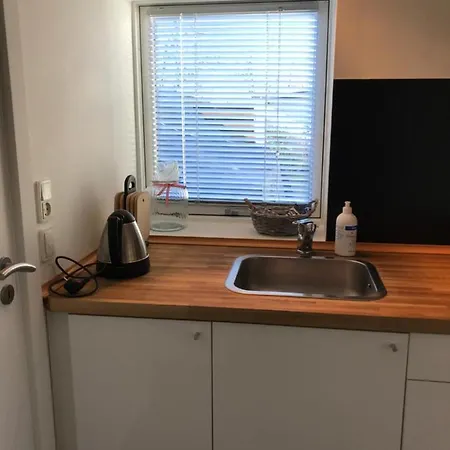 Anneks Med Egen Indgang Naer Roskilde Gadstrup