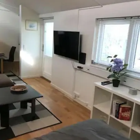 Anneks Med Egen Indgang Naer Roskilde 公寓
